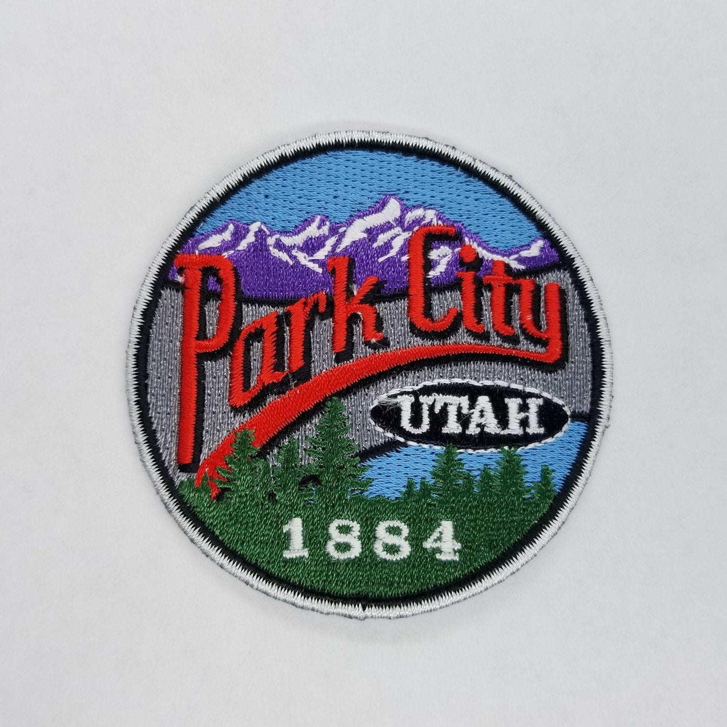 Park City Utah Patch – Mountain Resort Logo UT – Travel Patch Iron On – UT Souvenir Patch – Travel Gift 2.5″ Circle Embellishment Applique