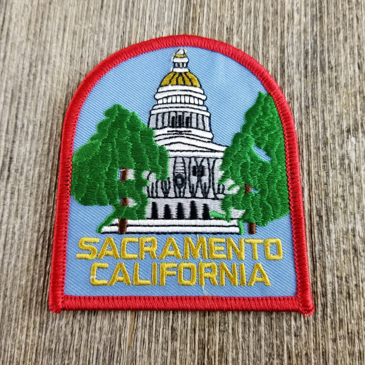 California Patch - Iron On Sacramento Capitol Building Souvenir Badge Emblem