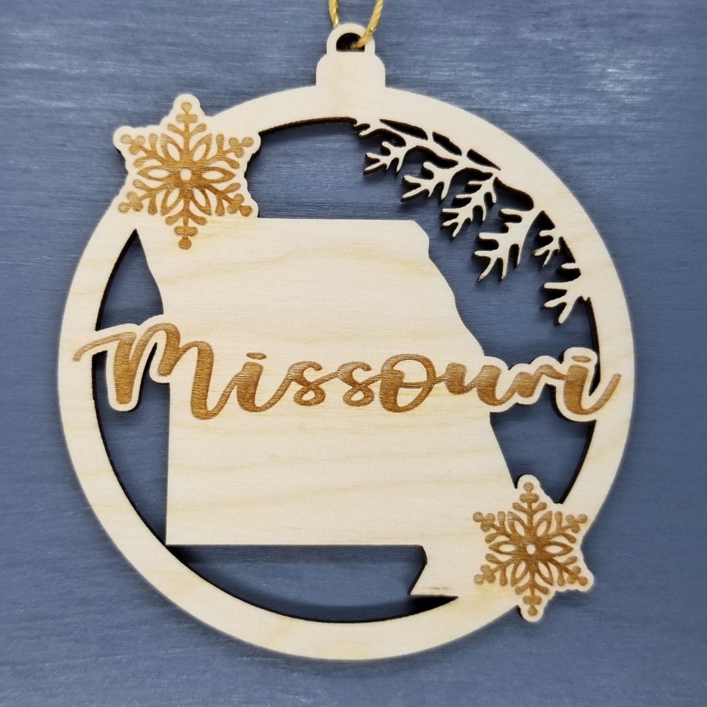 Wholesale Missouri Wood Ornament -  MO State Shape with Snowflakes Cutout - Wood Souvenir