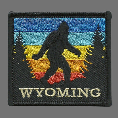 Wyoming Patch – WY Bigfoot Retro Sunset Trees - Iron On Souvenir Patch 2.5" – Embellishment Applique – Travel Gift Sasquatch Rectangle